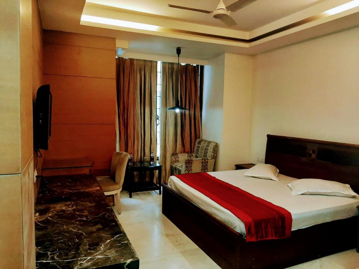 Hotel Good Will Residency - Cyber City Γκουργκάον Εξωτερικό φωτογραφία